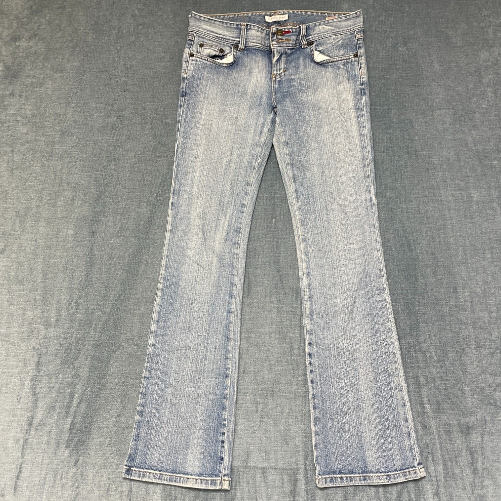 Tommy Hilfiger Bootcut Jeans Womens 7 31x31 Blue Denim Trendy Classic Outdoor